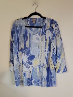 Chico's Blue & White Floral V-Neck Women's Top